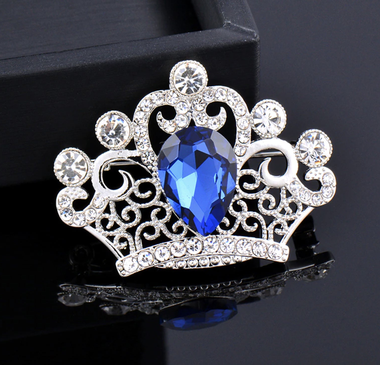 Crown Brooch Stunning Vintage Look Silver Plated Stones ROYAL Design Broach ZY4