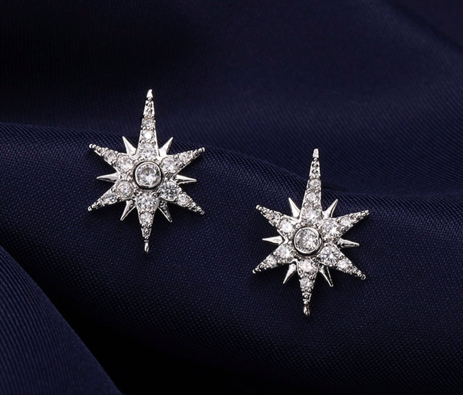 Starburst celebrity ear studs pin pair stunning vintage look silver plated jjj36