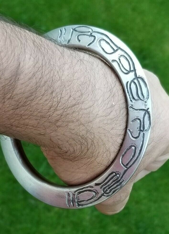 Sarbloh Kara Nirbhau Nirvair Kara Bangle Singh Kaur Khalsa Chakri Sikh Iron Kara bb12R New Design Handmade engraved by Hand Loha Bracelet