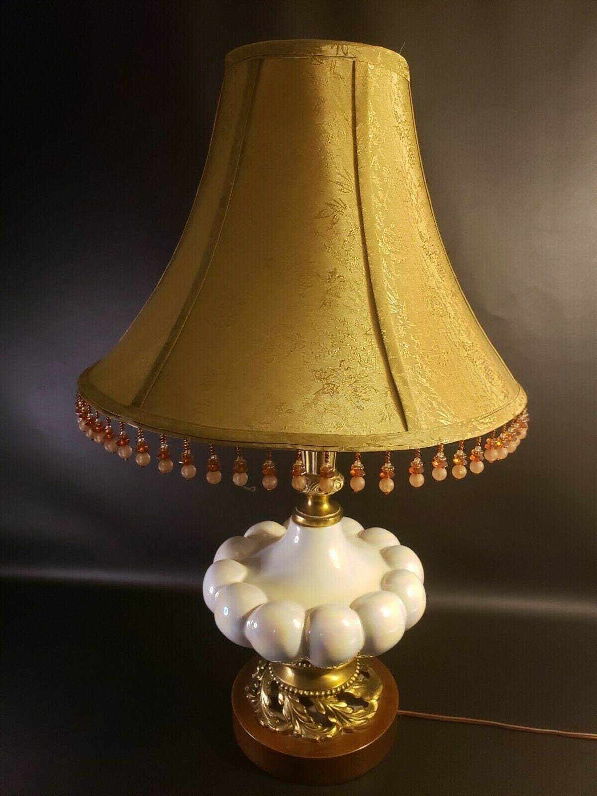 Vintage mid century white table lamp melon pearl iridescent opalescent gourd