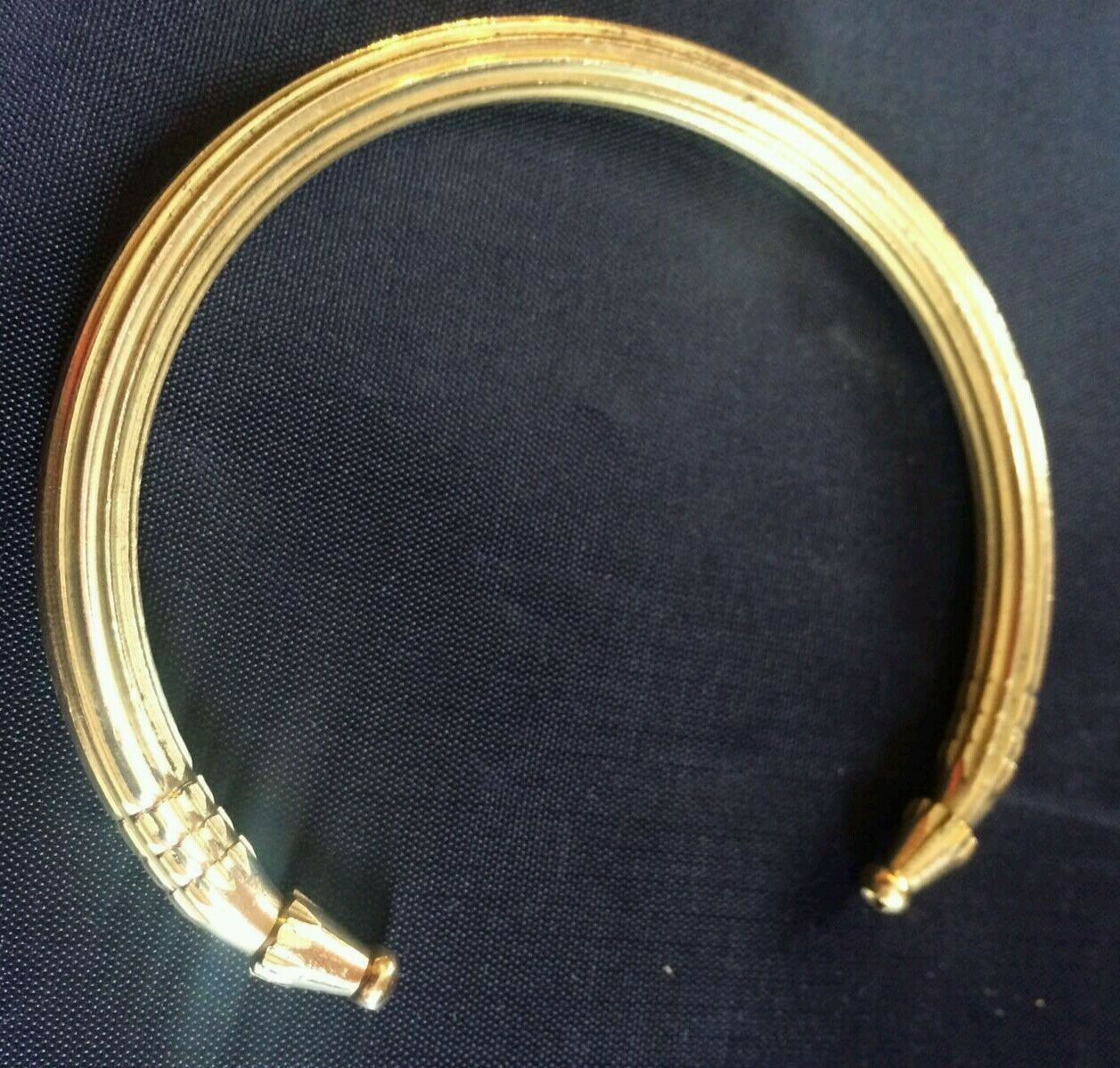 Stunning 22 Ct. GOLD LOOK CHUNKY BRASS Lion Sikh Hindu Kara Ajustable Size L4