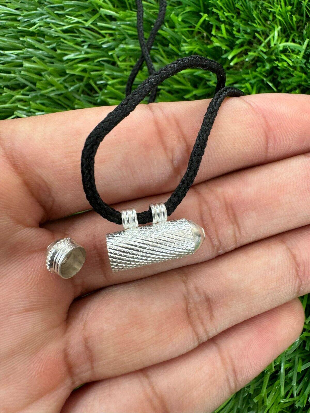 Taweez Locket Pendant Nazar Protection Talisman Black Thread Dori Taweet Taviz PP32